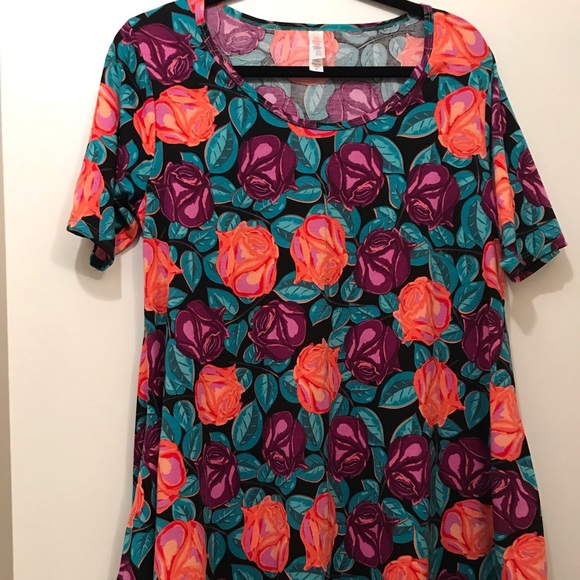 LuLaRoe Tops - Lularoe Perfect T, BNWOT, Medium, rose pattern